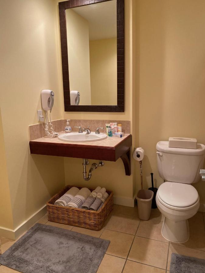 Ocean View Luxurious Condo-Best Location + Balcony Destin Exterior foto